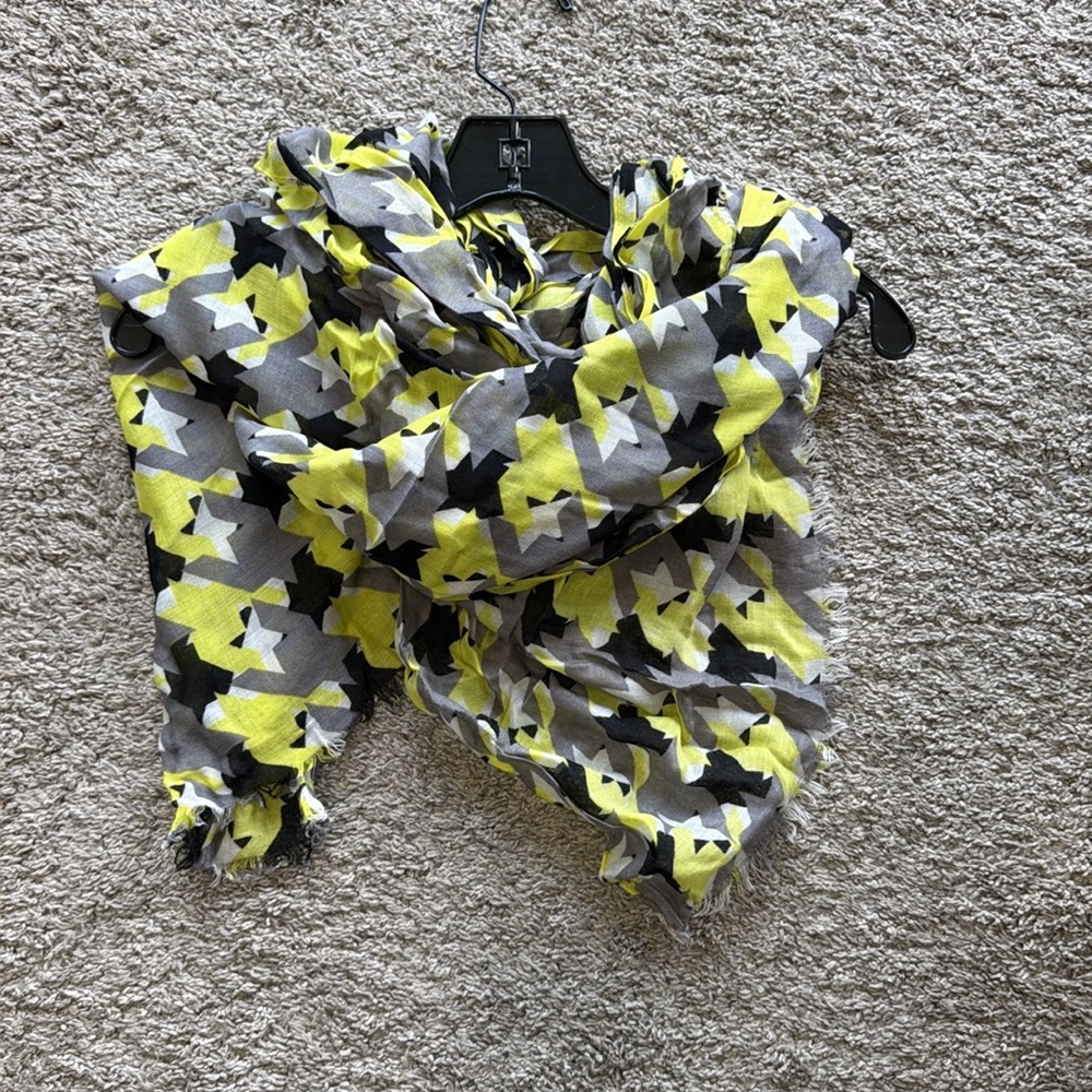 Express Lime Green and Grey Houndstooth Scarf